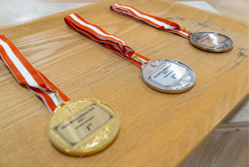 Medals for the winners of the ‘Novice Women’ category
