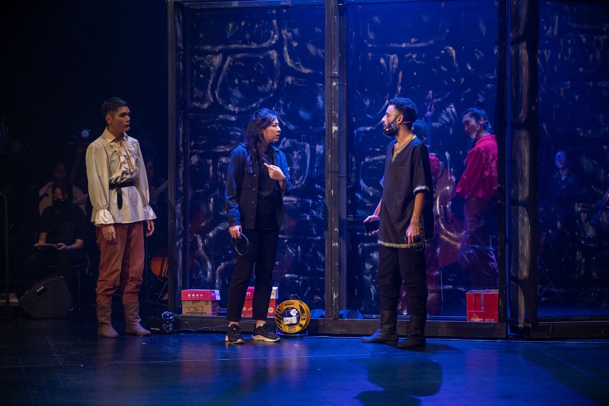 Essentially Macbeth is a play-within-a-play that sees a group of actors and musicians rehearsing Shakespeare’s Macbeth, while dealing with unresolved tension between them.

