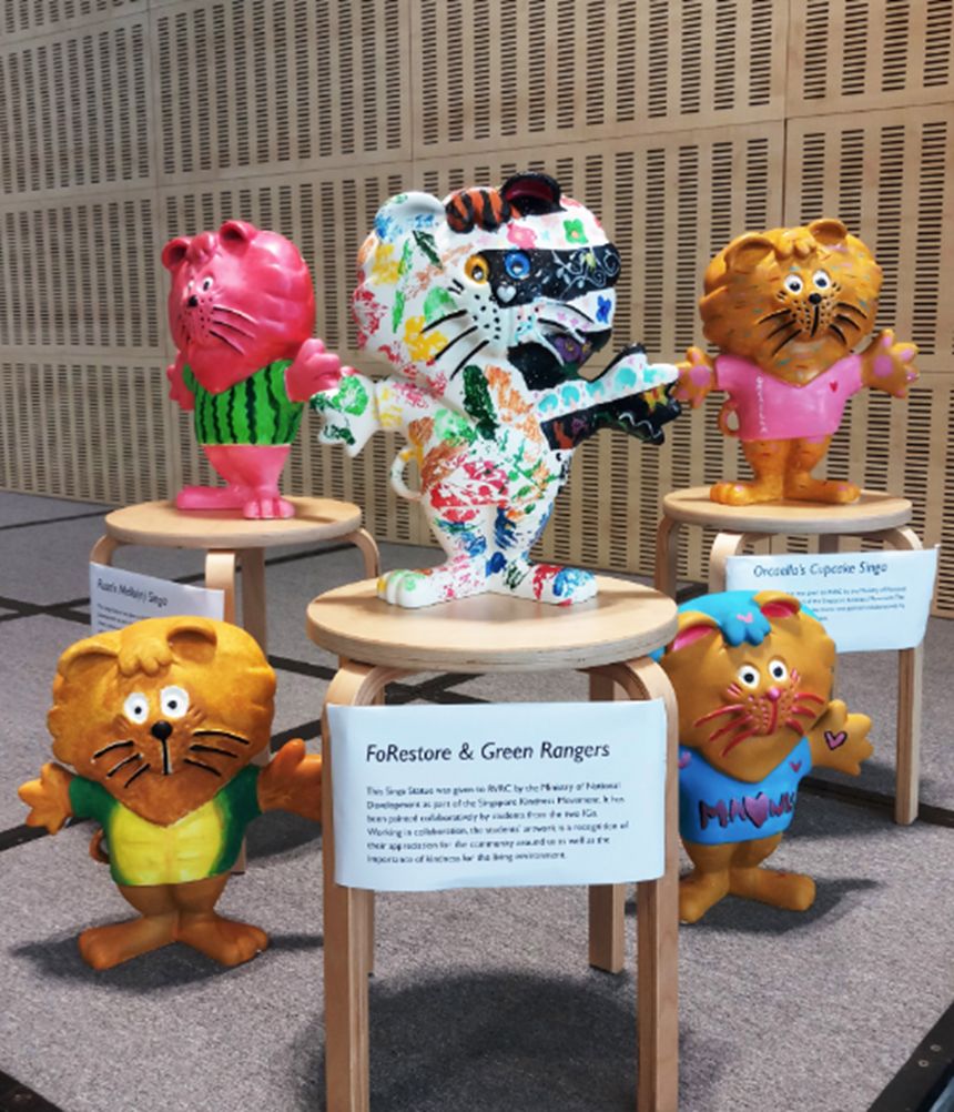 Completed mini Singa statues will be on display at the RVRC Dining Hall till 17 November 2022.

