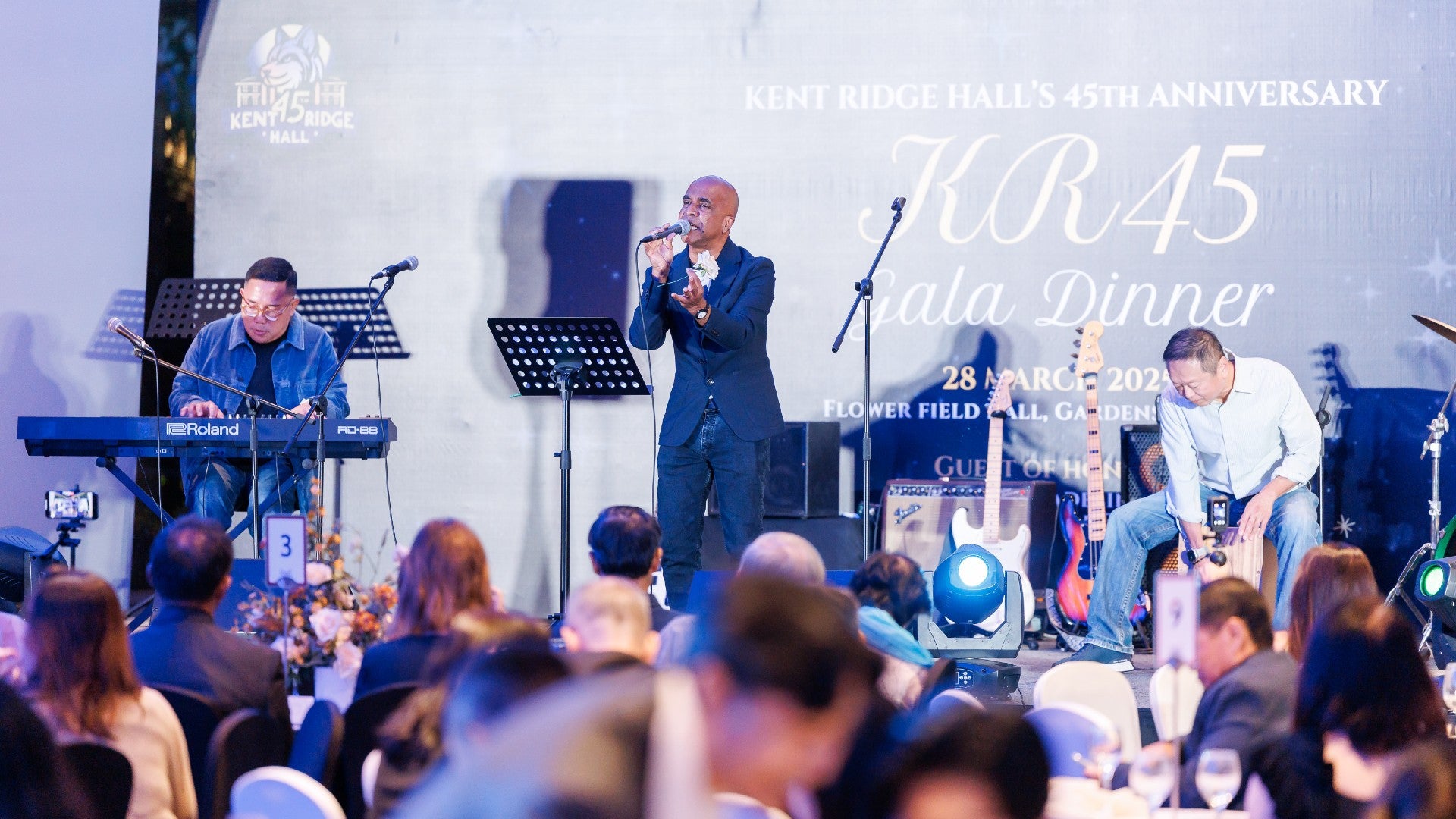 1920_krh-4 The KR Rockers, comprising Reynold Pereira, Nizam Ismail, Jasmine Liew and Eel Keat Chiew, entertained guests with a rousing performance.