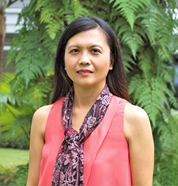 Dr Chew Suyin