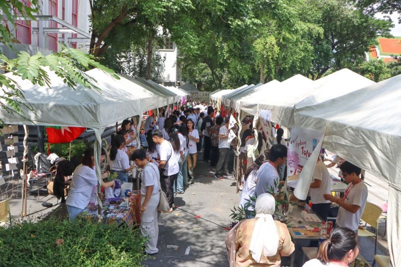 Bangkok Exchange (5)
