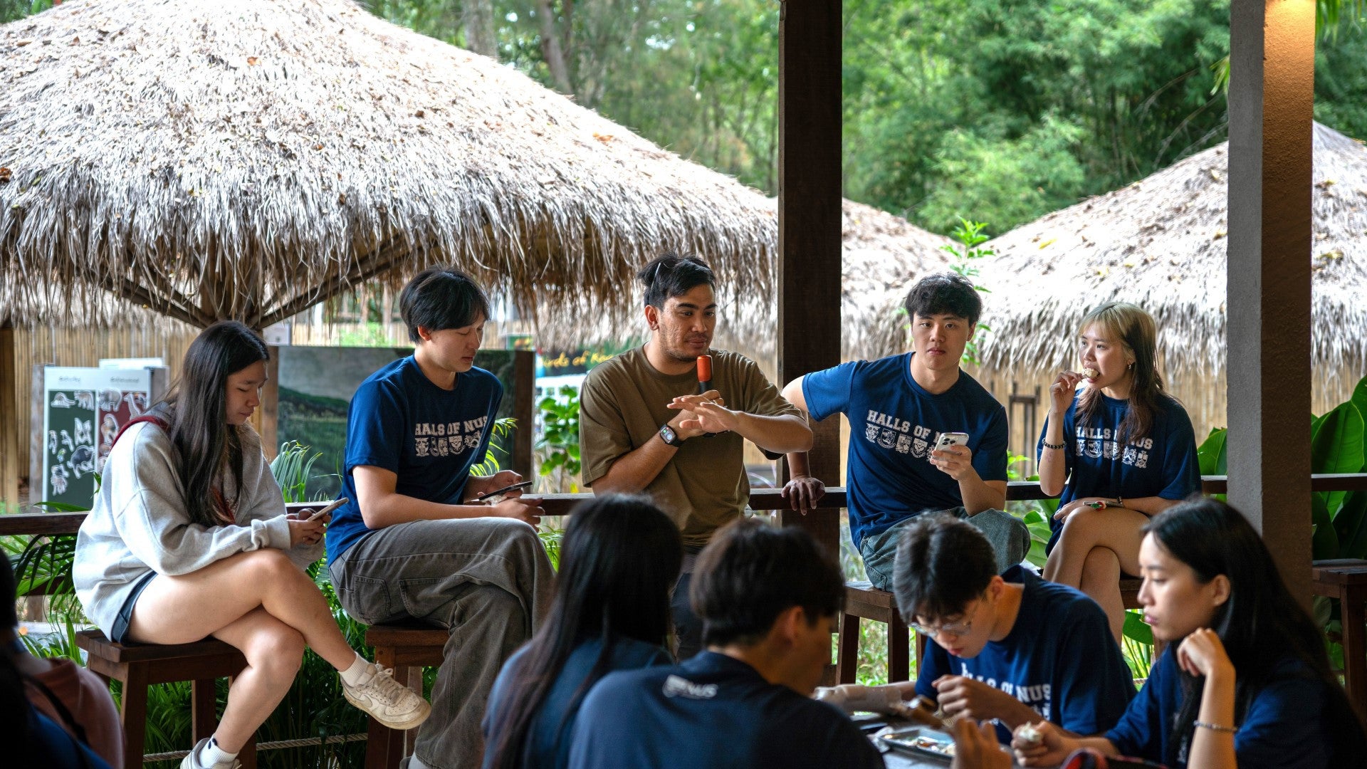 With a focus on entrepreneurship, Kent Ridge Hall’s Southeast Friendship Initiative trip to Thailand in 2024 featured start-up and pitching workshops, visits to established start-ups and talks by founders, such as Mr Somchai Rattanakorn (centre, in brown) from the Sai Sook Wildlife Learning Centre in Khao Yai. A collaboration with Chulalongkorn University, it was led by Ms Cheong, who is also Head of International and Impact-focused Programmes at NUS Enterprise Academy.