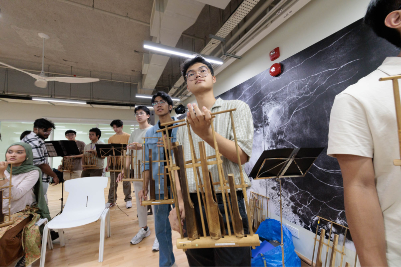 Like YIH, NUS Angklung Ensemble is strongly rooted in culture and heritage.