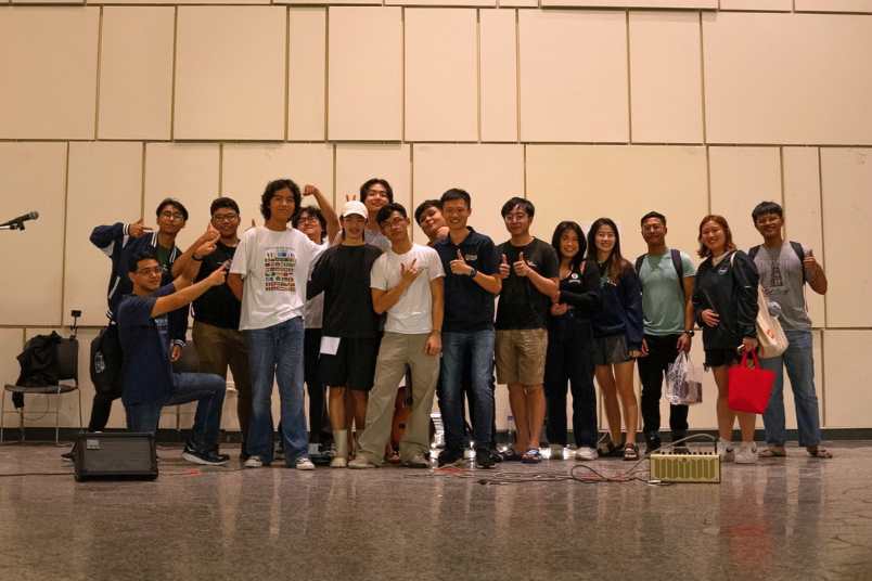 STUDYO's very first session outside UTown Gymnasium with self-sourced equipment. Credits: Visoue Media. 