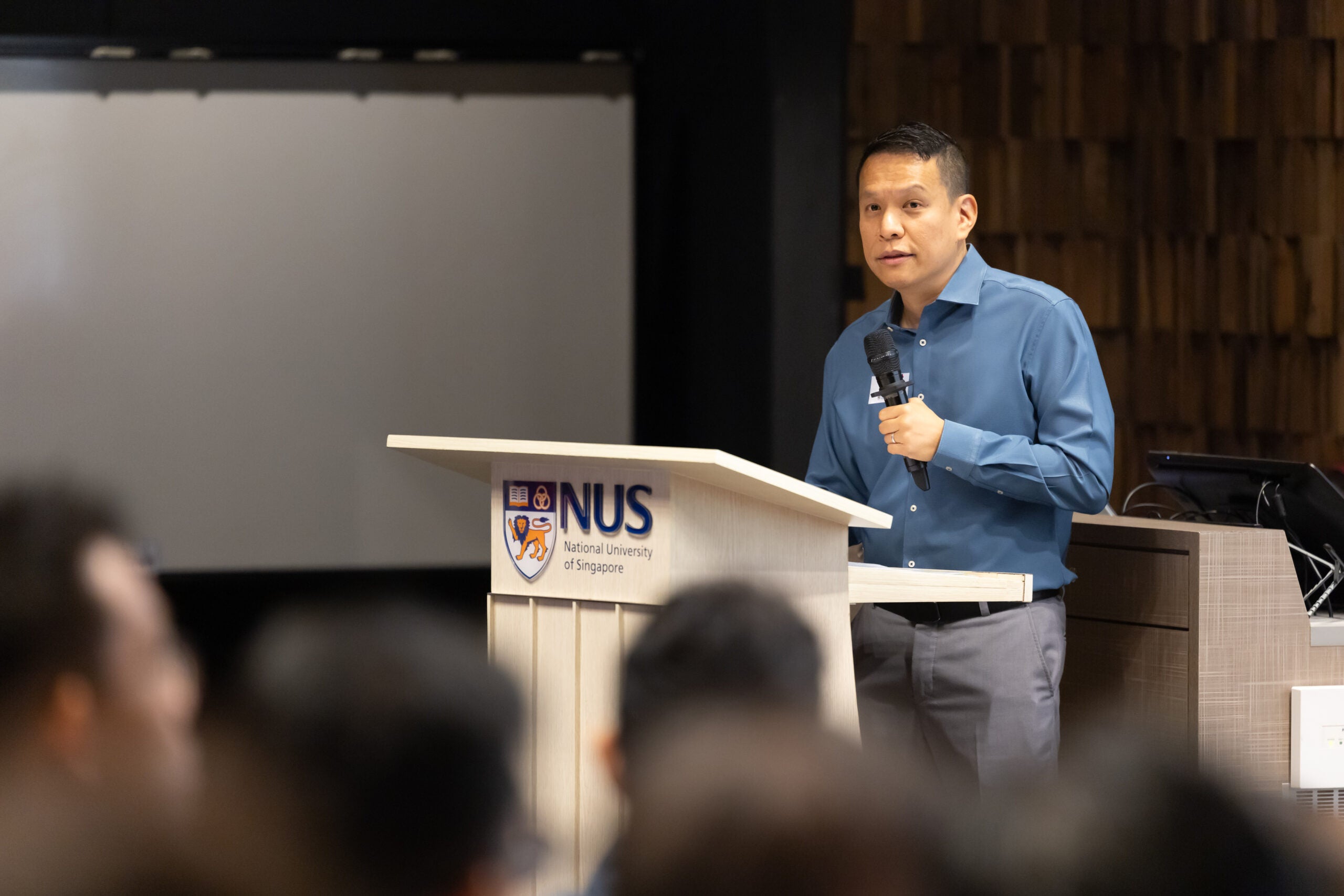  Professor Ho Han Kiat as he compares building a community to making an emulsion: diverse students won’t blend without someone to bring them together.
