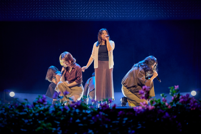 The 600-member audience was treated to three showcases by NUS groups, including an opening performance by NUS Resonance. 